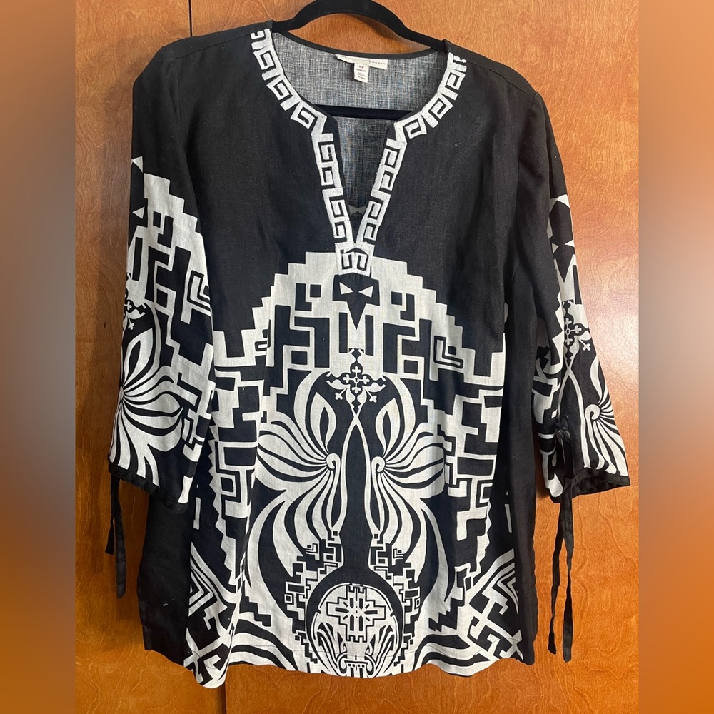 JM Collection Black and White Patterned Top